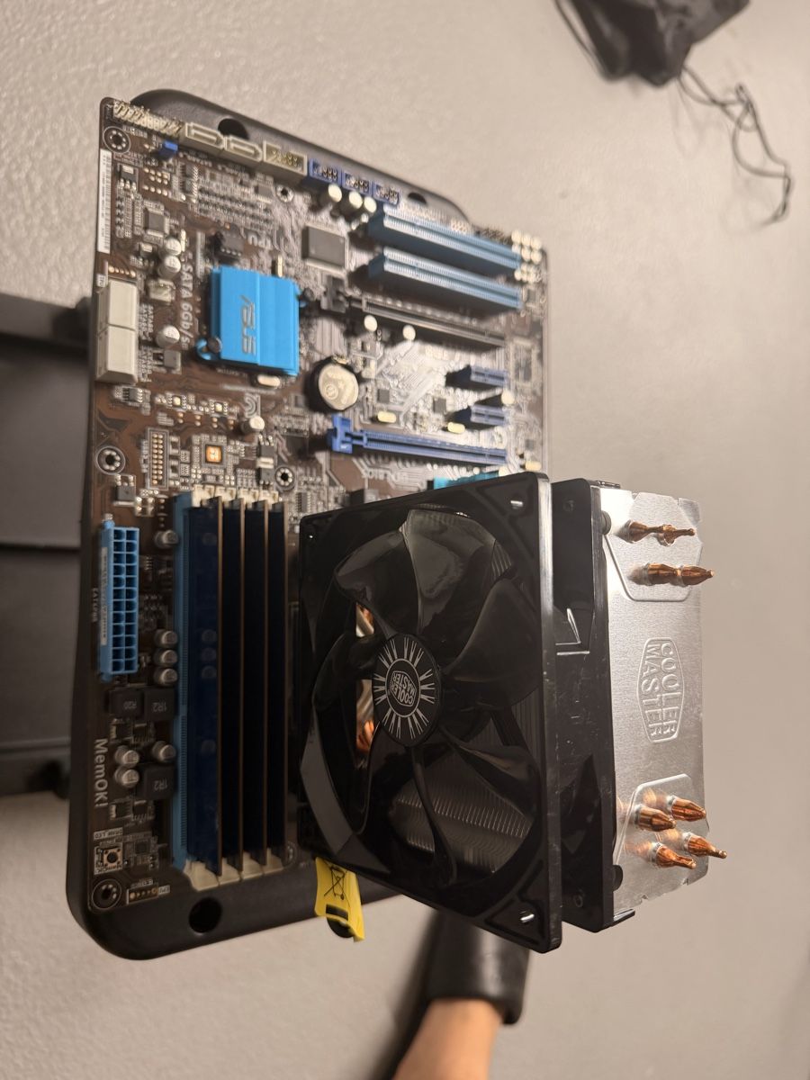 Asus Schede madri: Asus M5A97 AM3+ – Usato da Seewen SZ venduto da nik_89bh 1