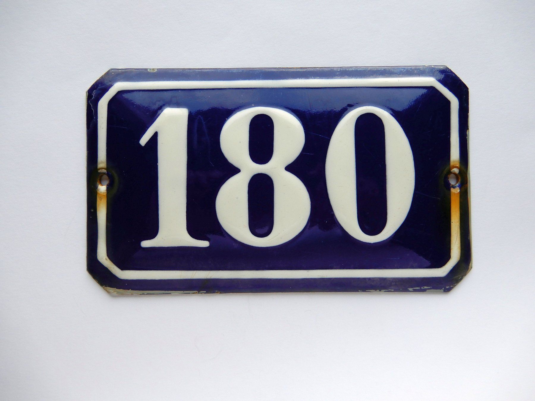 Ecriteaux: alte Hausnummer "180" Emaille – D'occasion à Trasadingen par Traadinger