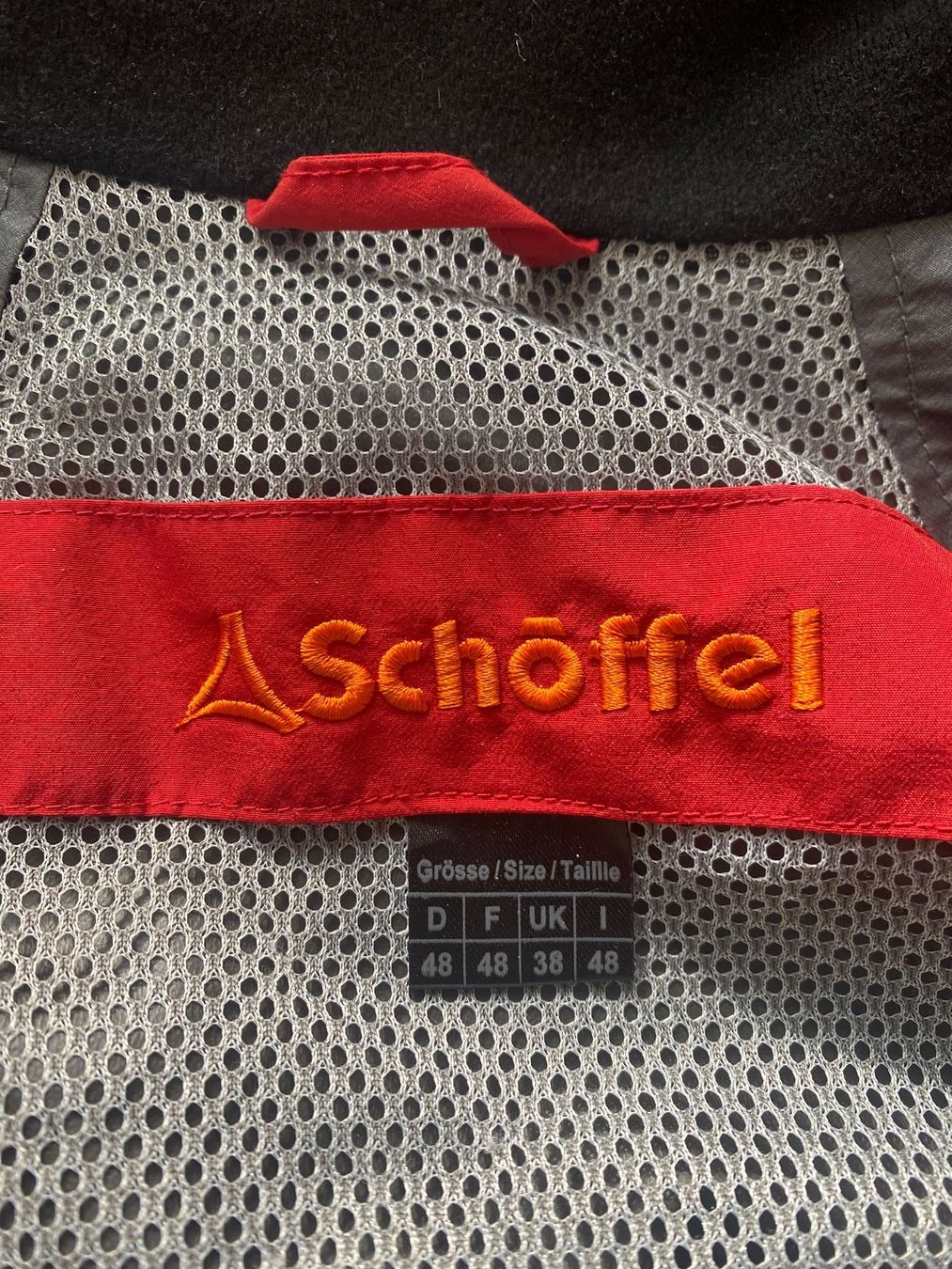 Schoeffel Giacche: Schöffel Gore-Tex in Grösse 48 – Usato da Uetikon am See venduto da cristalllina 7