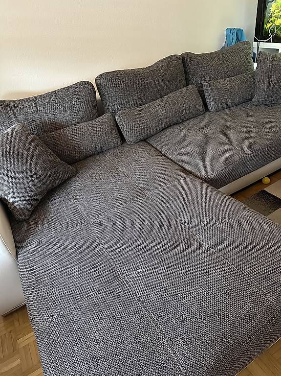 Sofas: Ecksofa mit Schlaffunktion – Gebraucht aus Luzern von NPudduF 1