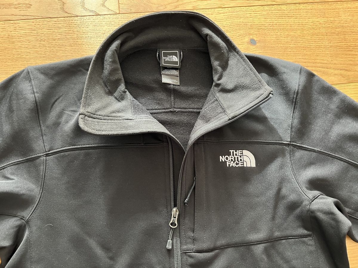 North Face Giacche: North Face Jäckchen  – Usato da Niedergösgen venduto da Lifestyle-85 1