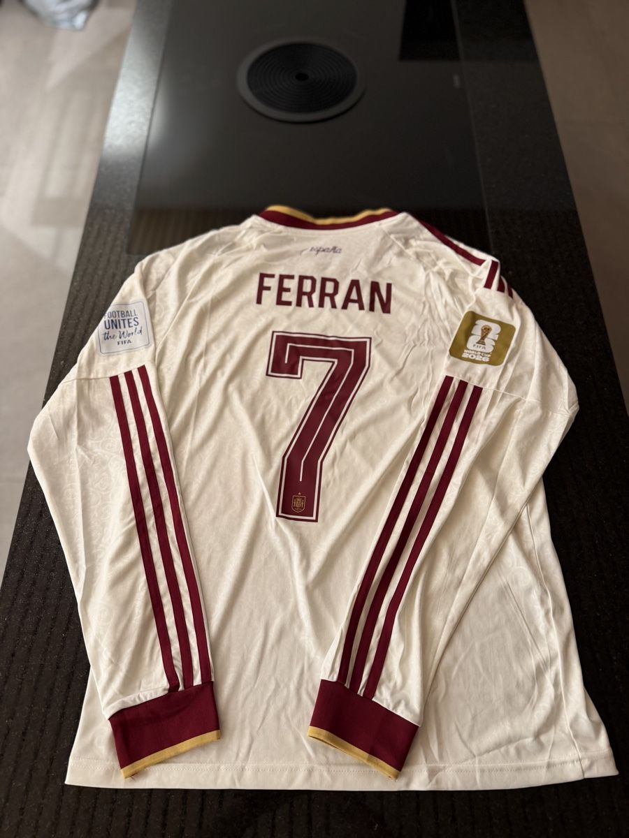 Leibchen & Hosen: Spanien Ferran Trikot Langärmelig  – Neu (gemäss Beschreibung) aus Güttingen von JeffreyGucc 5