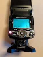 Nikon Speedlight SB-700