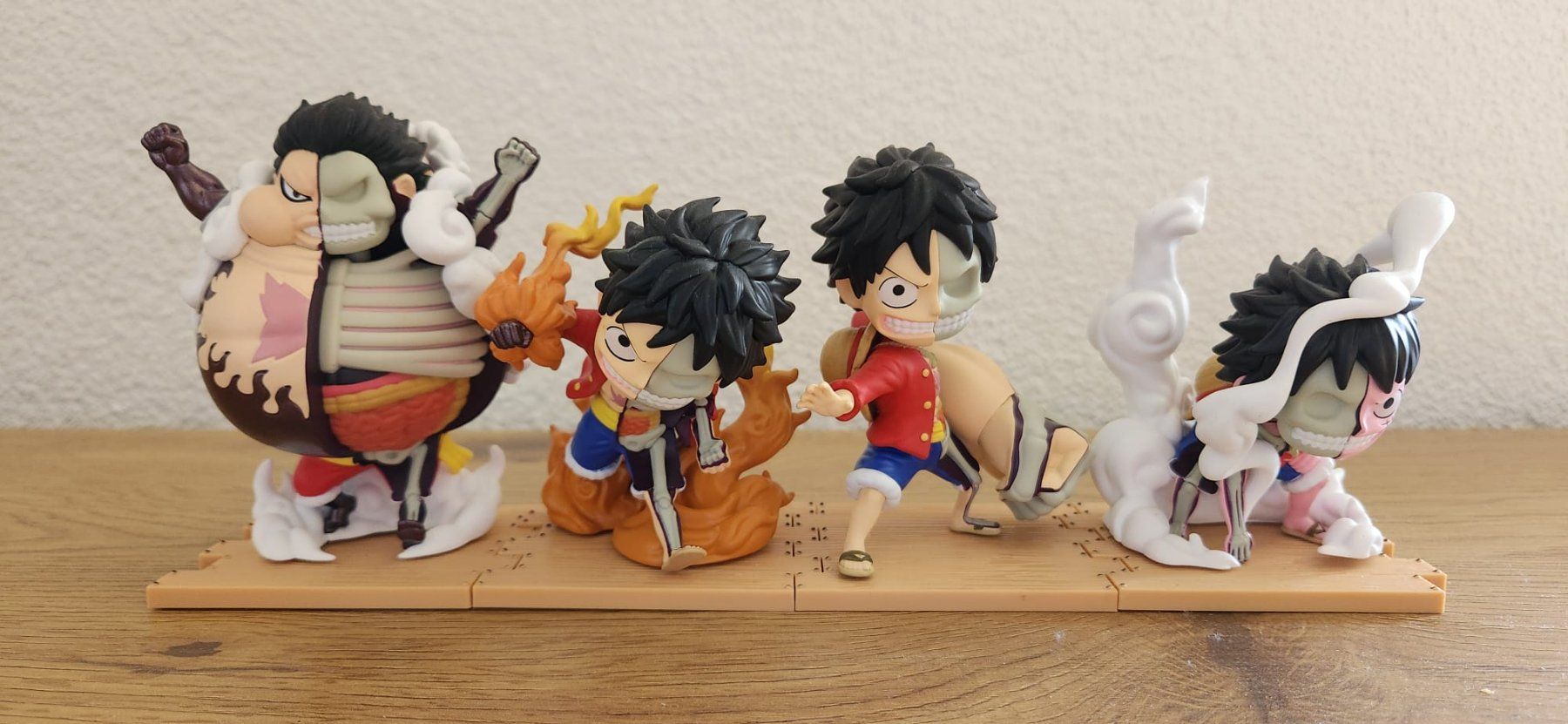 Bandai Statuette: Figurines Luffy - 4 formes - Hidden Dissectibles – Nuovo (secondo la descrizione) da Moutier venduto da tom_9zxw