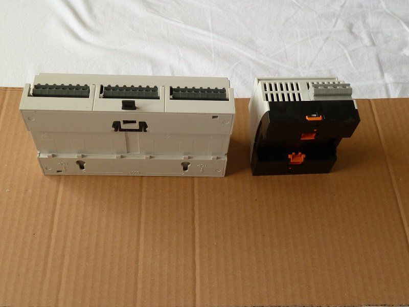 Alimentazione elettrica: Osram DALI Professional Controller-4 RTC + Repeater SO – Usato da Adliswil venduto da Teddy63 1