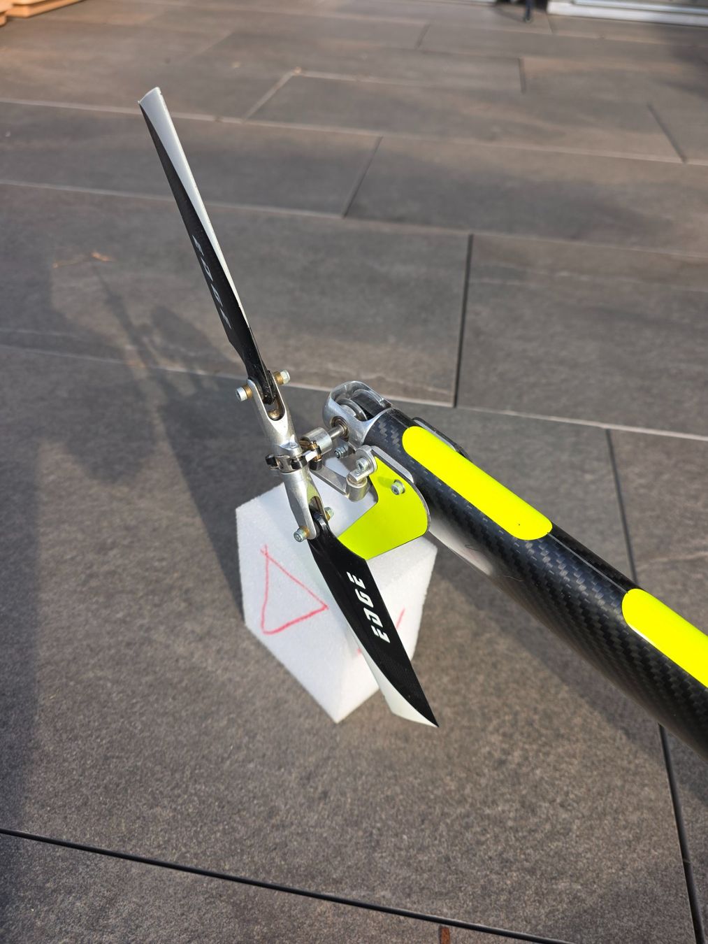 Modellismo RC: Henseleit TDR II 14S Helikopter mit Top Komponenten – Usato da Ennetbürgen venduto da Czgrach 5