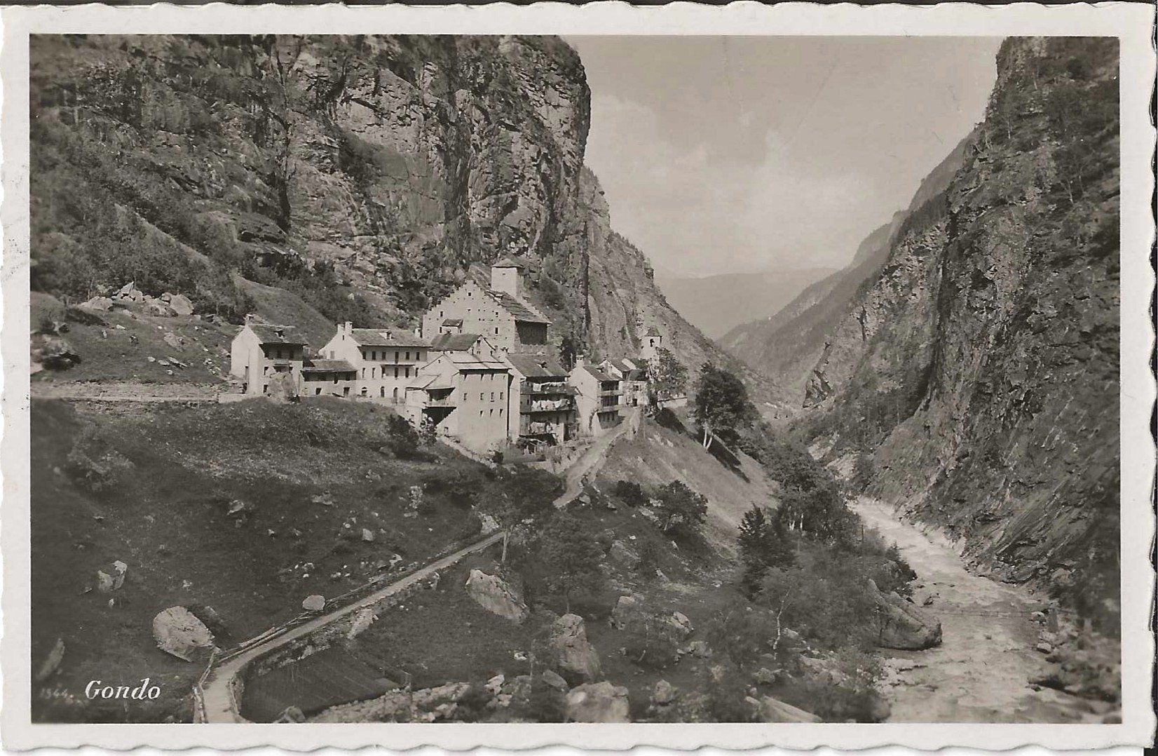 Cartes postales: Karte Gondo 1939 – D'occasion à Zürich par Philacat11