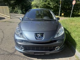PEUGEOT 207 1.6 FRISCH MFK neuer Service