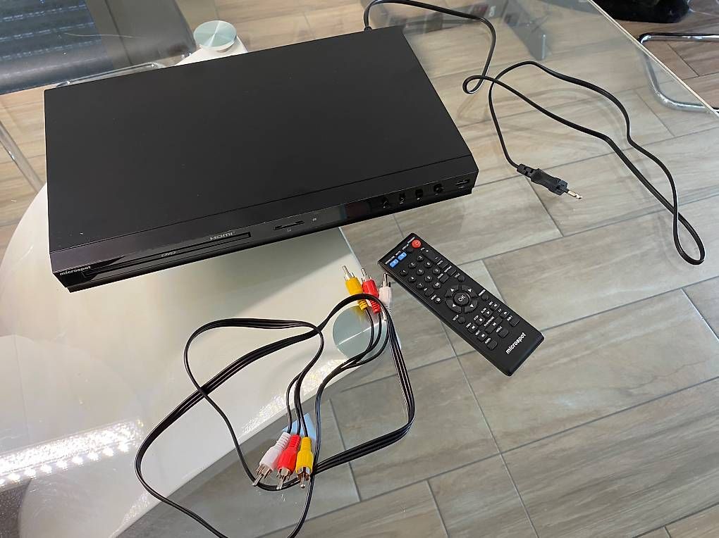 Microspot Lettore multimediale & Streamer: DVD-Player funktionsfähig – Usato da Hausen AG venduto da corinne_g