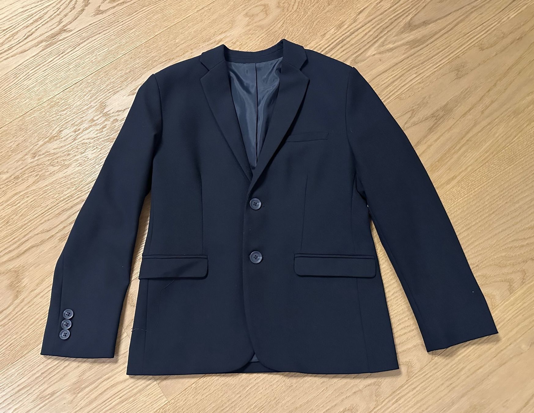 Anzüge: Anzugjacke Gr.140 – Gebraucht aus Zürich von Bastet6