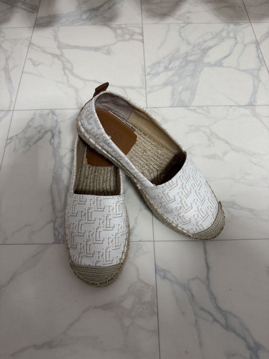 Ralph Lauren Chaussures femmes: Ralph Lauren schuhe Gr. 38 – D'occasion à Pfäffikon ZH par jekaaxx