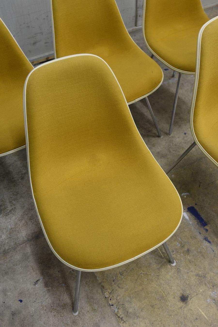 Herman Miller Sedie: 7Stk. Herman Miller DSX Stühle Fiberglas Eames – Usato da Lichtensteig venduto da UsedIN 9