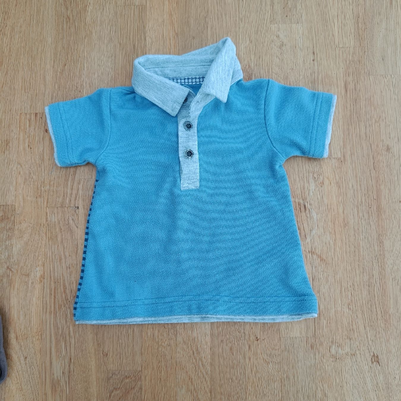 Hemden, Tops & T-Shirts: T-Shirt Grösse 74 – Gebraucht aus Jaberg von urig17.