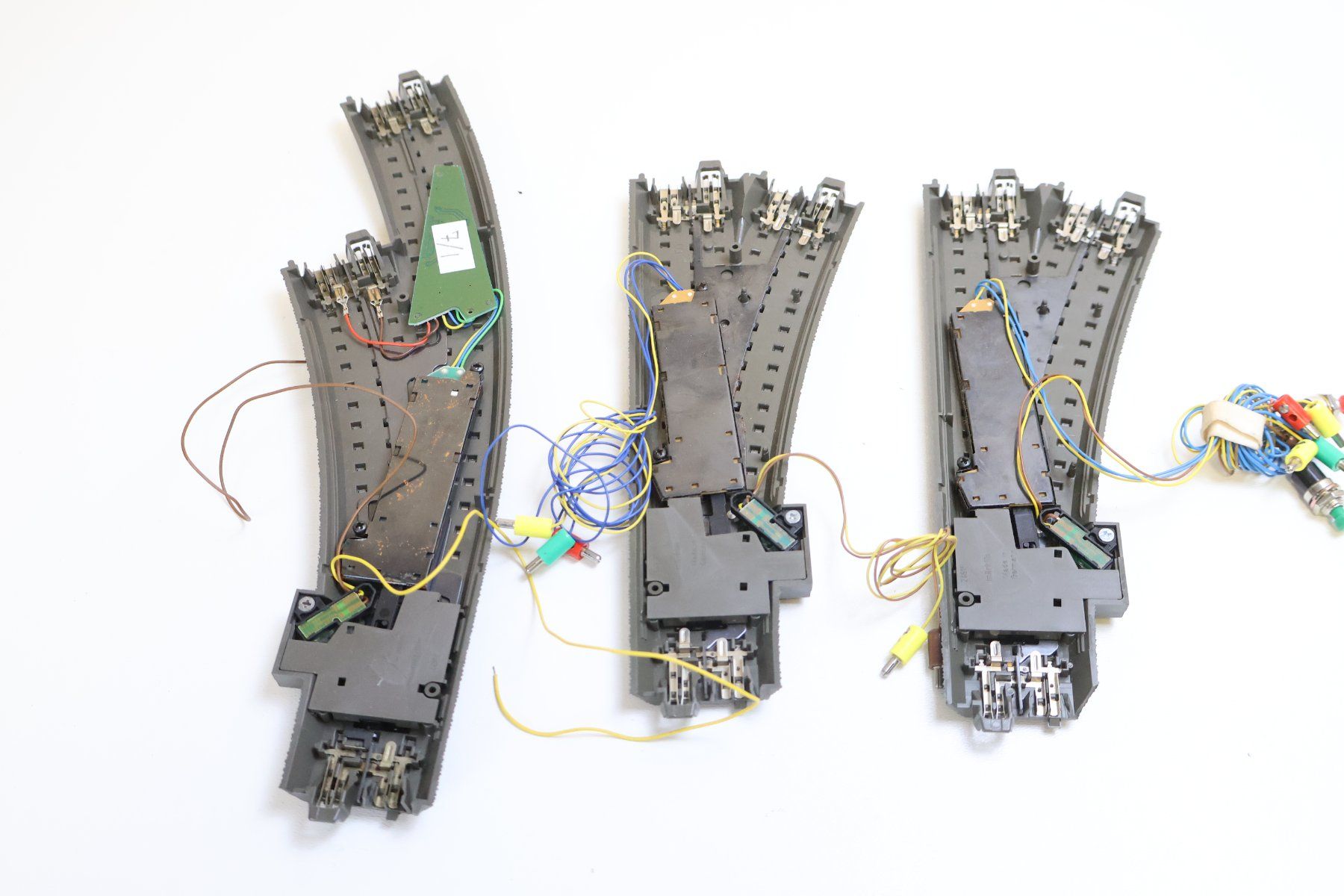 Märklin Modellini di ferrovie: Märklin 3 x Digital/Elektro C-Gleis Weichen H0 – Usato da Winterthur venduto da Monstera 1