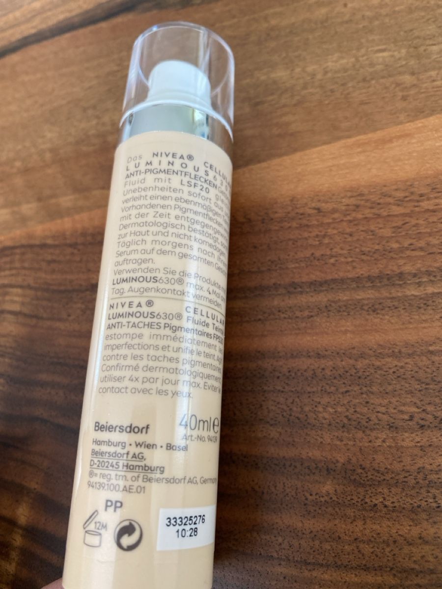 Nivea Cura del viso: Nivea Cellular Luminous Teint Fluid LSF20, neu, ungeöffnet – Nuovo e nell'imballaggio originale da Erlenbach ZH venduto da renata-c 1