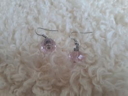 Boucle d'oreille rose pastel