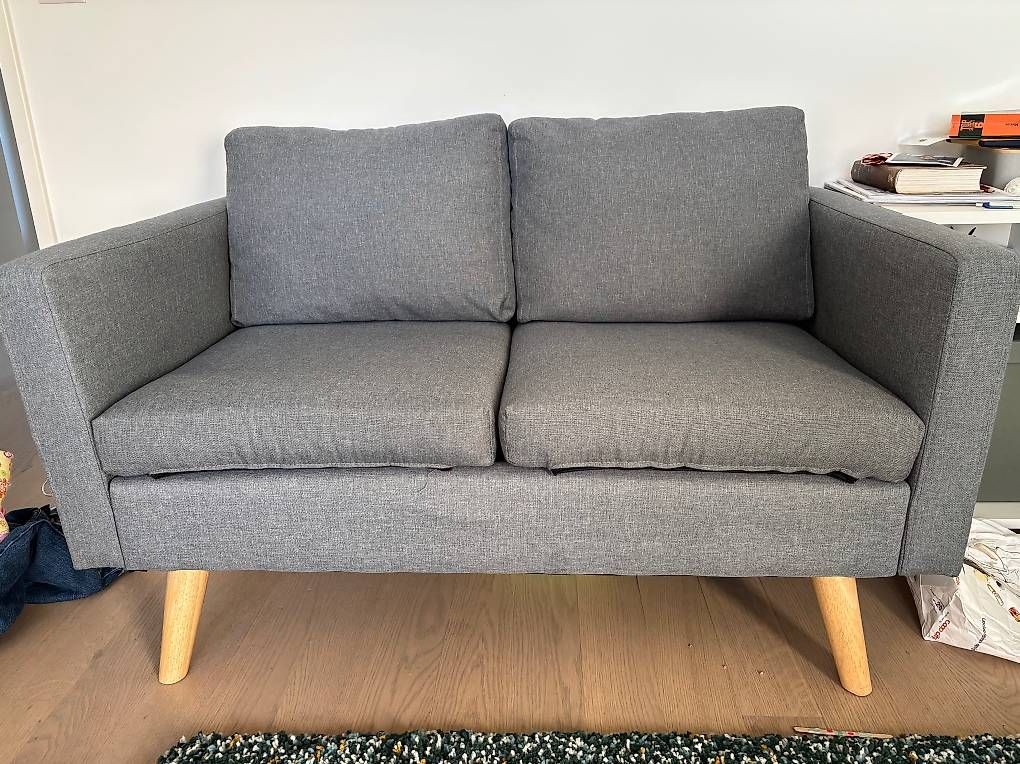 Ikea Sofas: 2er Sofa grau - Ikea – D'occasion à Zürich par rem_8v6m