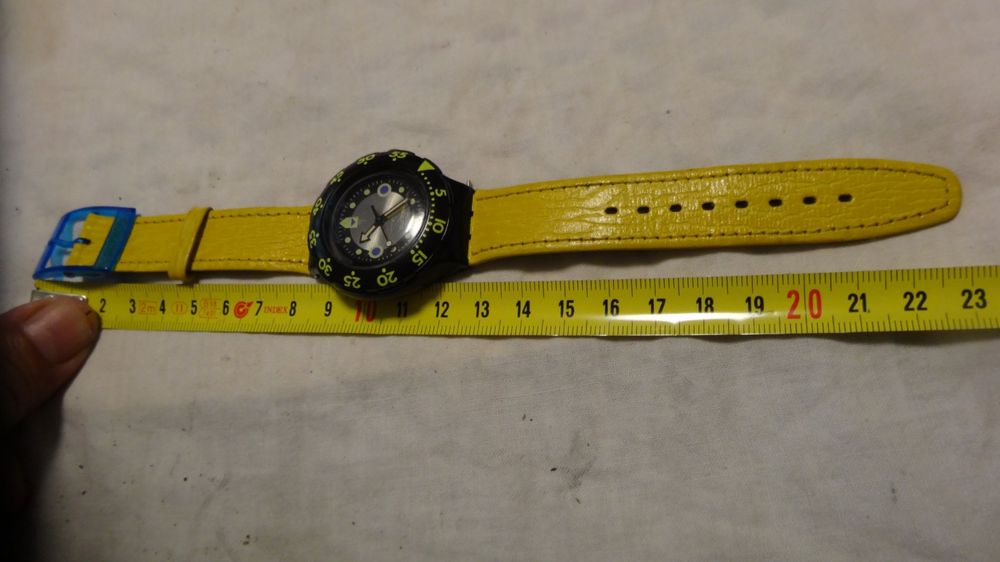 Swatch Montres: S.WATCH  HERREN UHR.QUARTZ.SWISS MADE.LÄÜFT – D'occasion à zürich par ahmad01 1