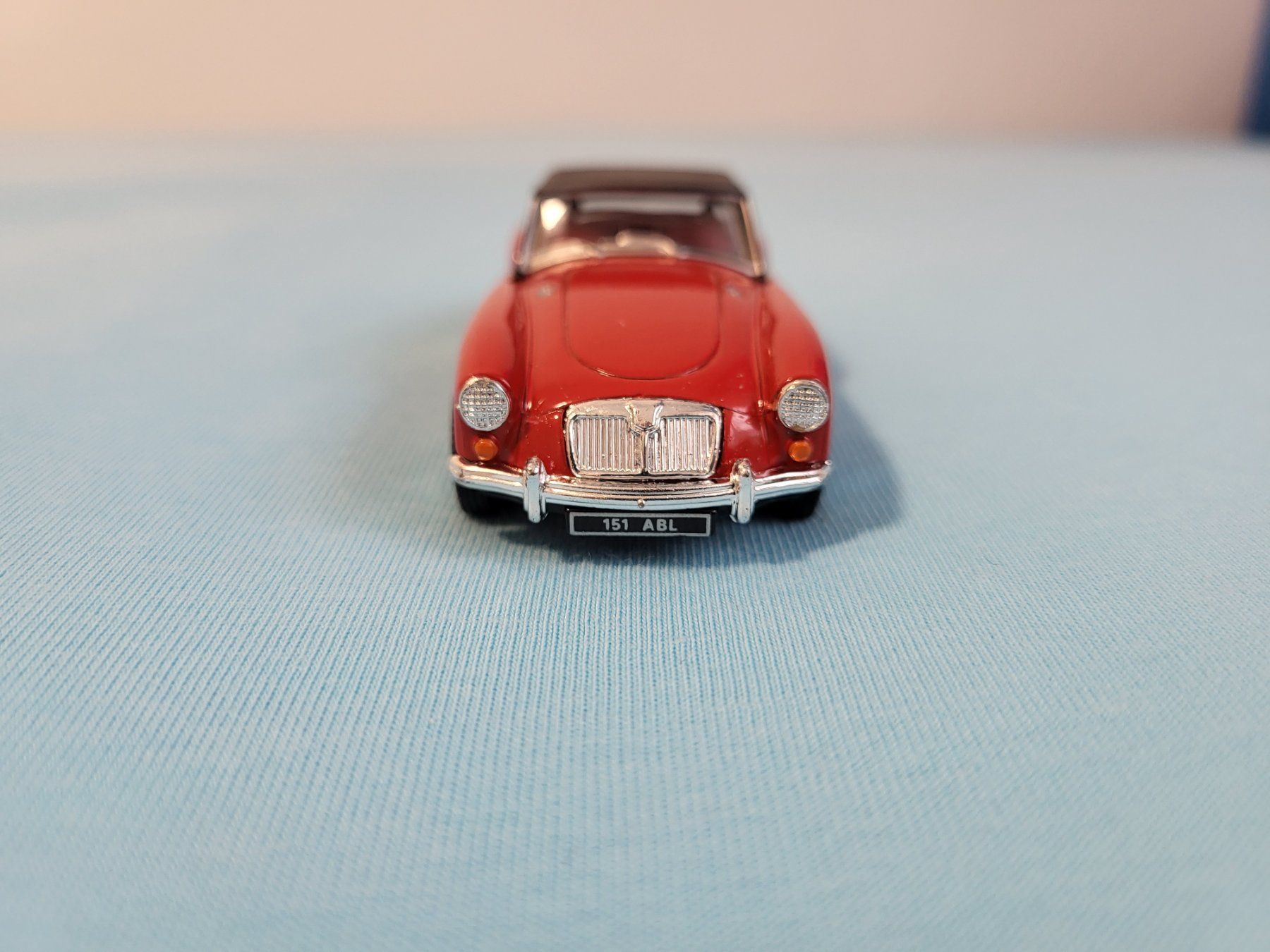 MG Voitures modèles: MG A Mk I mit Soft Top – Neuf (Voir description) à Glattbrugg par PhilKrill 3