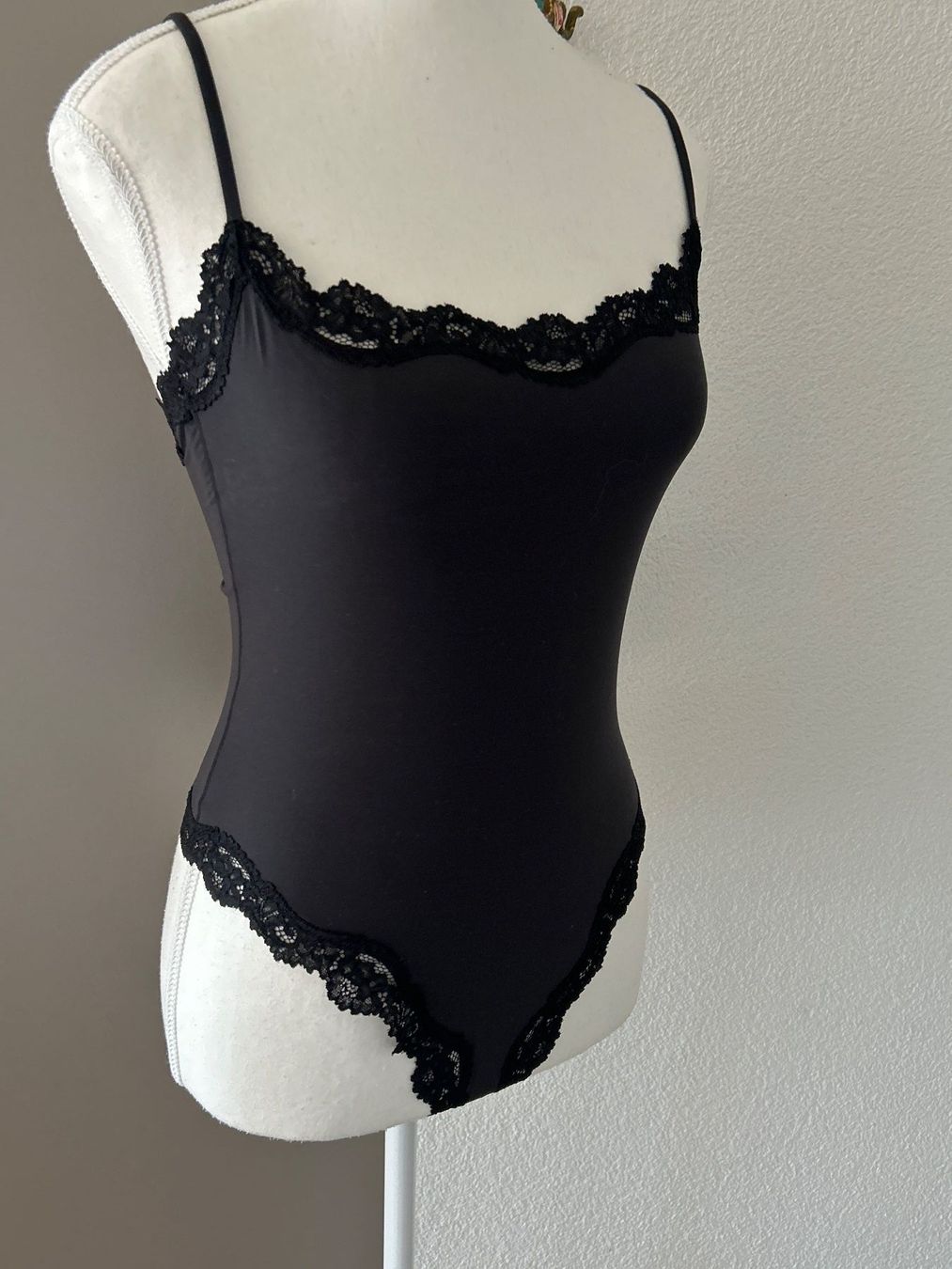 Skims Altra biancheria intima: Body schwarz mit Spitze von Skims  Gr. M – Usato da Brunnen venduto da Nala2929 2