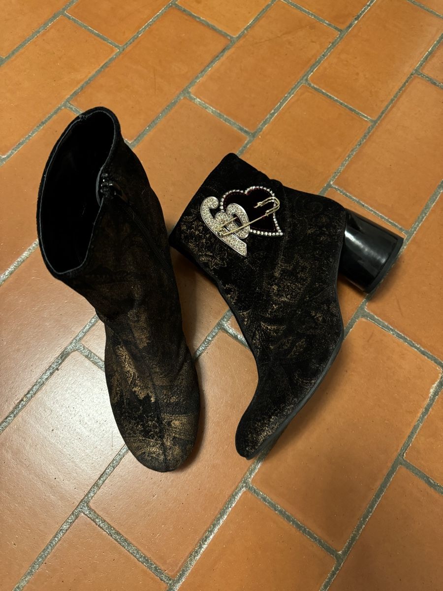 Högl Scarpe da donna: Högl stiefeletten Gr.41 (7) – Nuovo (secondo la descrizione) da Zürich venduto da yas_7vdk 1