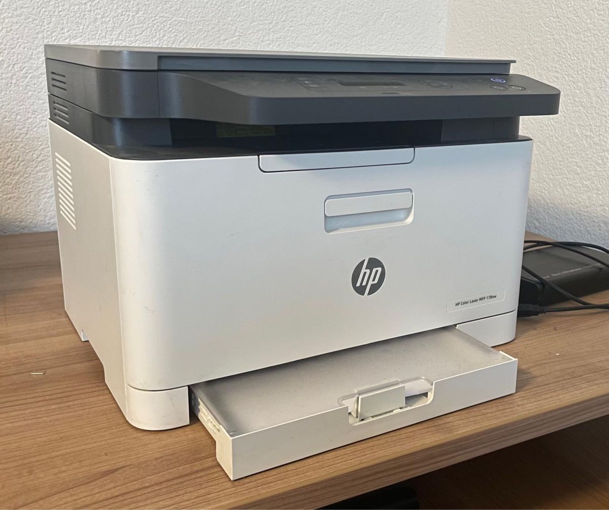 Hewlett Packard Stampanti: HP Color Laser MFP 178nw Multifunktionsdrucker – Usato da Wiesendangen venduto da Tkcro