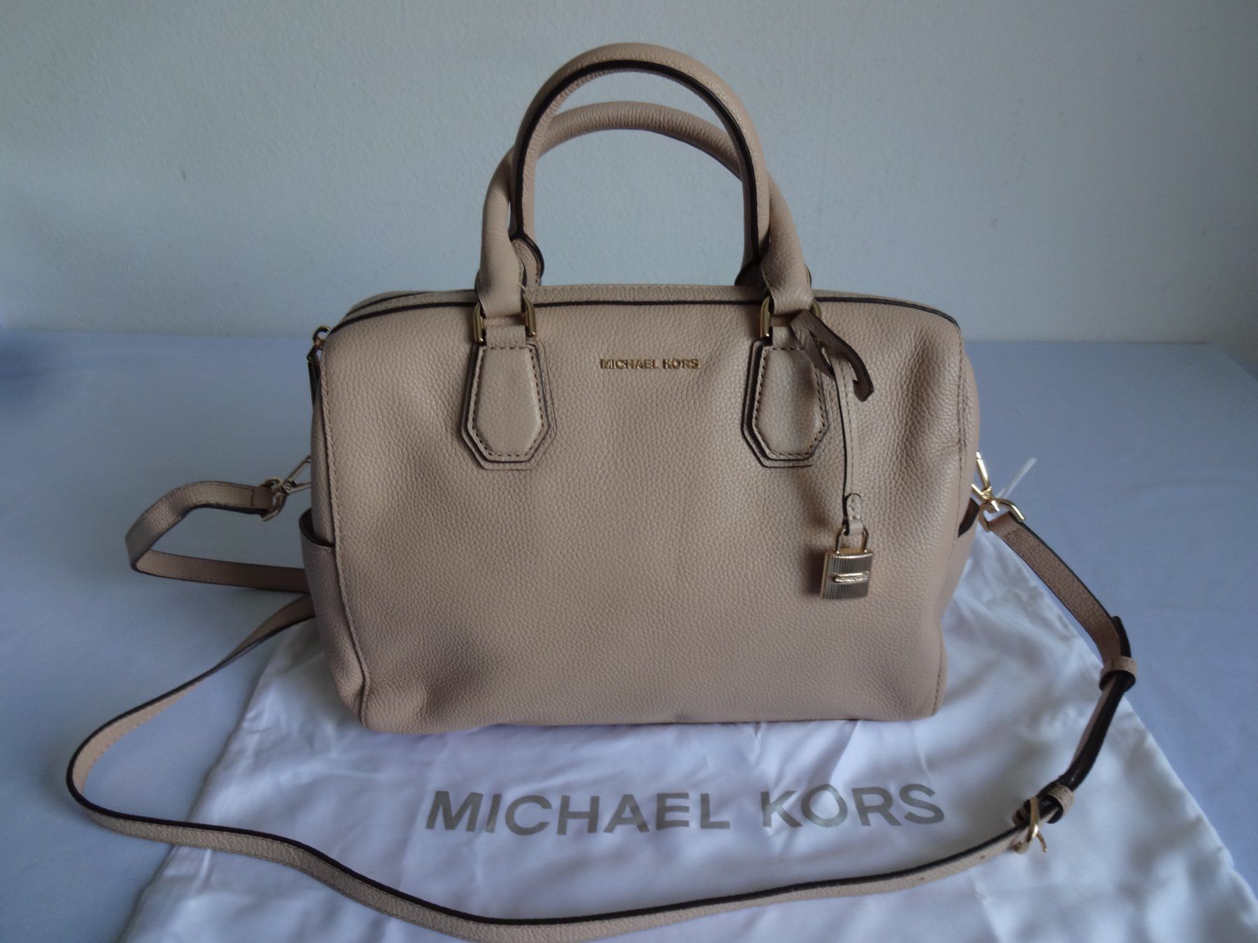 Taschen für Damen: Orig."MICHAEL KORS" Leder Hand/ Umhängetasche – Gebraucht aus Frauenfeld von Reyy58