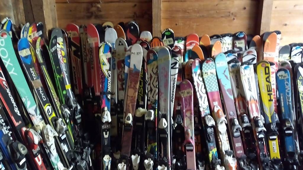Skis: Liquidation SKIS +200 paires – Gebraucht aus Leysin von Liquidation-404 3