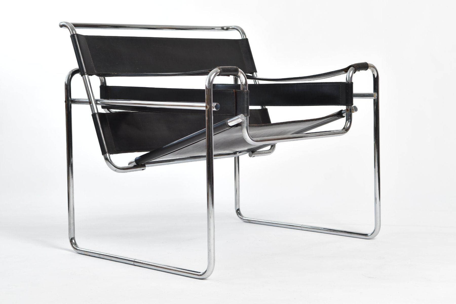 Breuer Poltrone: Marcel Breuer Wassily Chair – Usato da Zürich venduto da IndividumCH 6