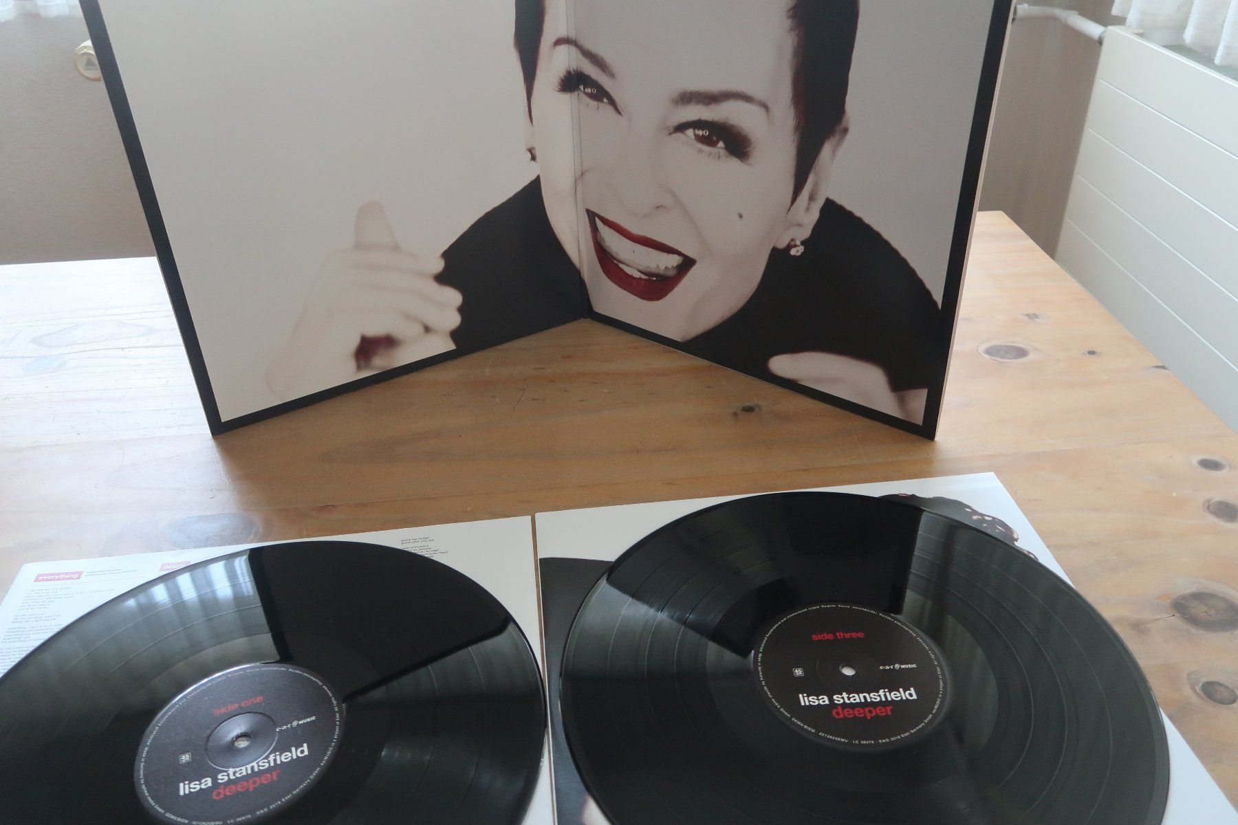 Dischi in vinile: LISA STANSFIELD - DEEPER -  2x VINYL LP – Usato da Basel venduto da Patiscat 4