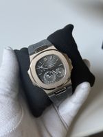 Patek Philippe Nautilus 5712G in Top Condition Full Set
