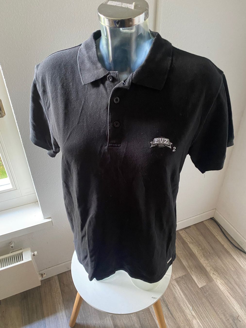 Magliette Polo: Polo-Shirt Grösse M  **EVZ2** – Usato da Allenwinden venduto da Obalu 1