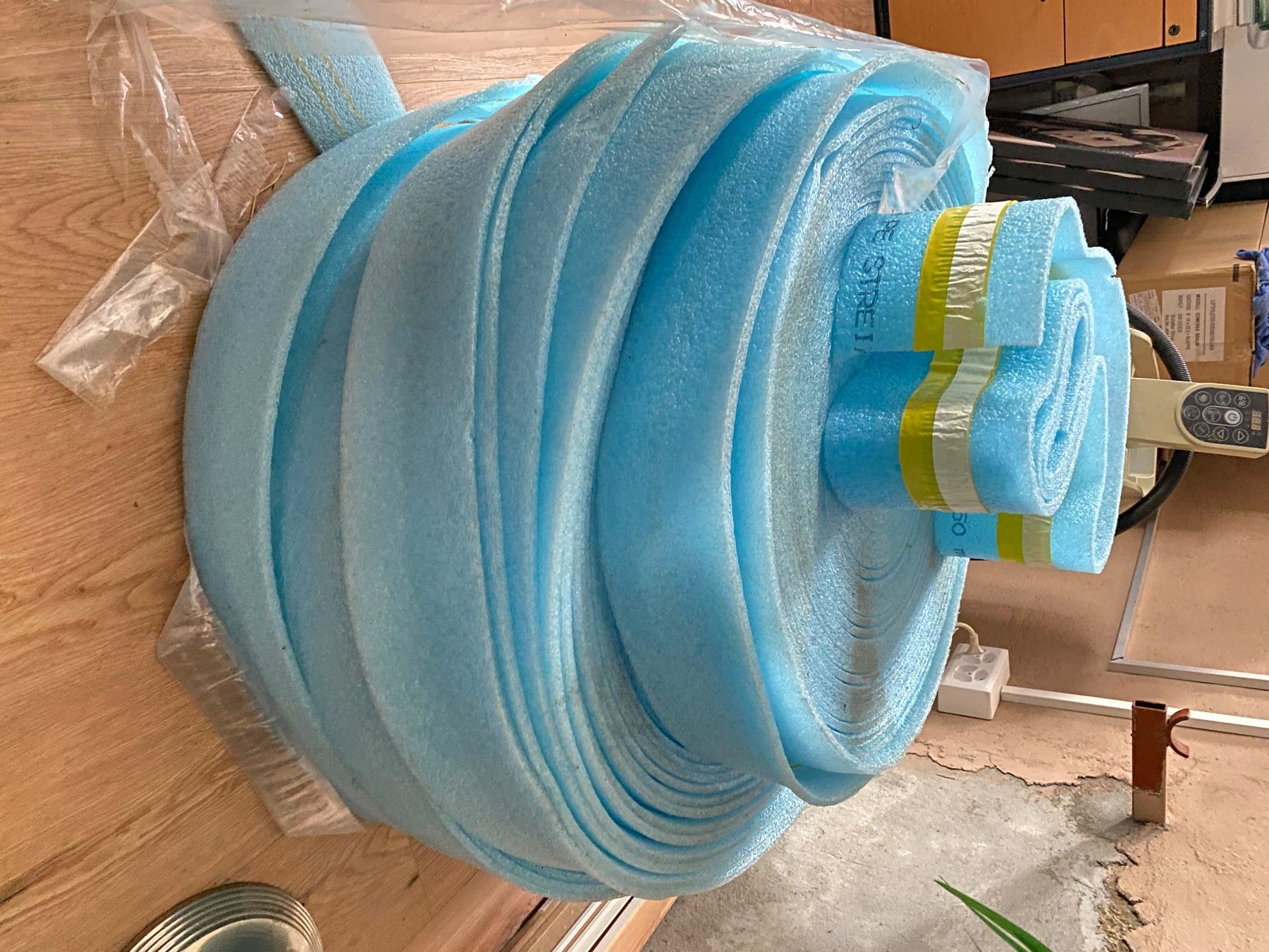 Rivestimenti per pavimenti: LOT: Bandes périphériques Knauf FE10/120, isolation sol – Nuovo e nell'imballaggio originale da Grolley venduto da GM-CK 4