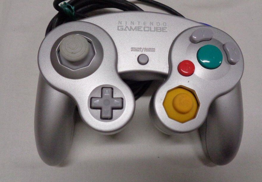 Nintendo Controller: NINTENDO GAMECUBE CONTROLLER SILBER (JAP) MIT VERPACKUNG – Gebraucht aus Spiegel b. Bern von Natix 2