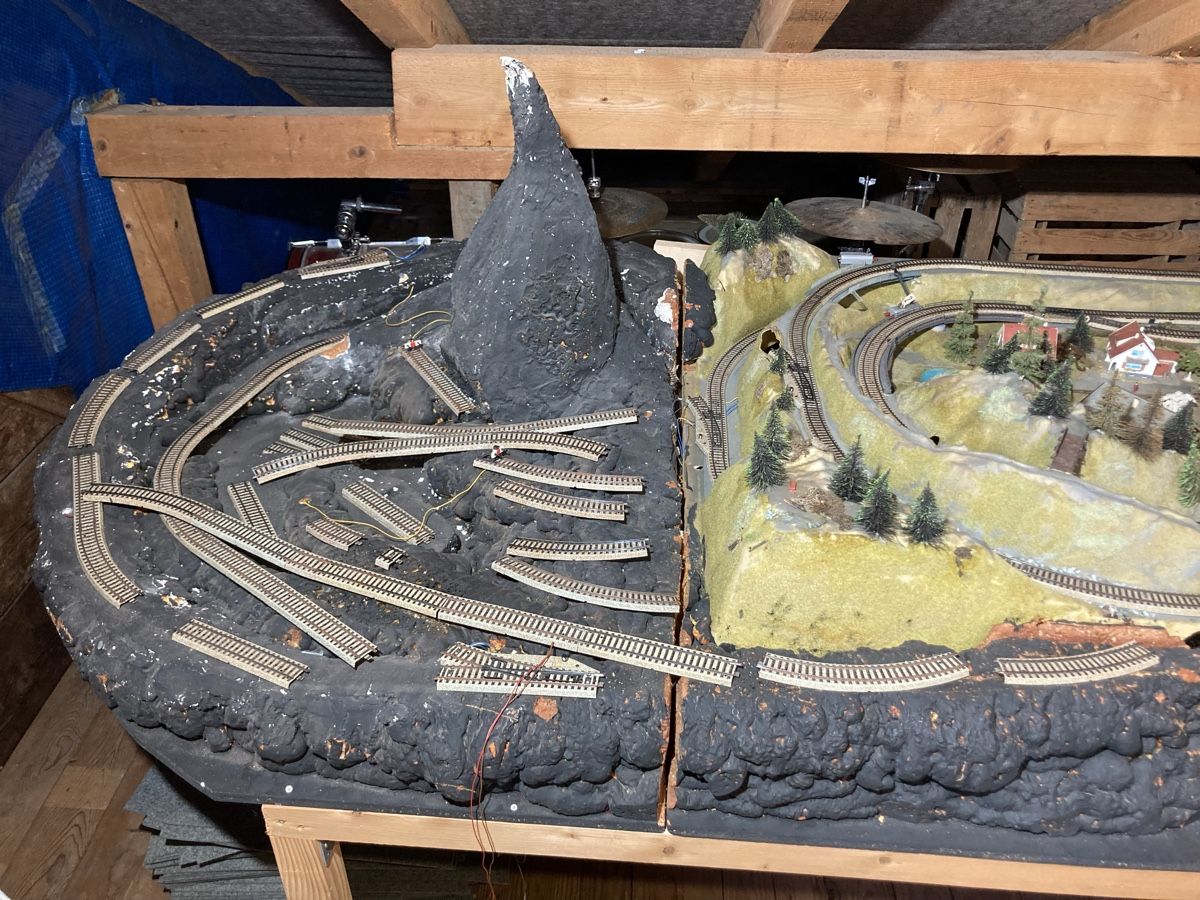 Märklin Modelleisenbahnen: Märklin Modelleisenbahn Spur H0 – Defekt aus Ruswil von Ebwidi 5