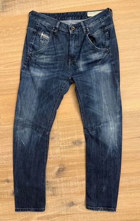 Neuwertige Diesel-Jeans: Fayza Boyfriend in Vintage-Optik