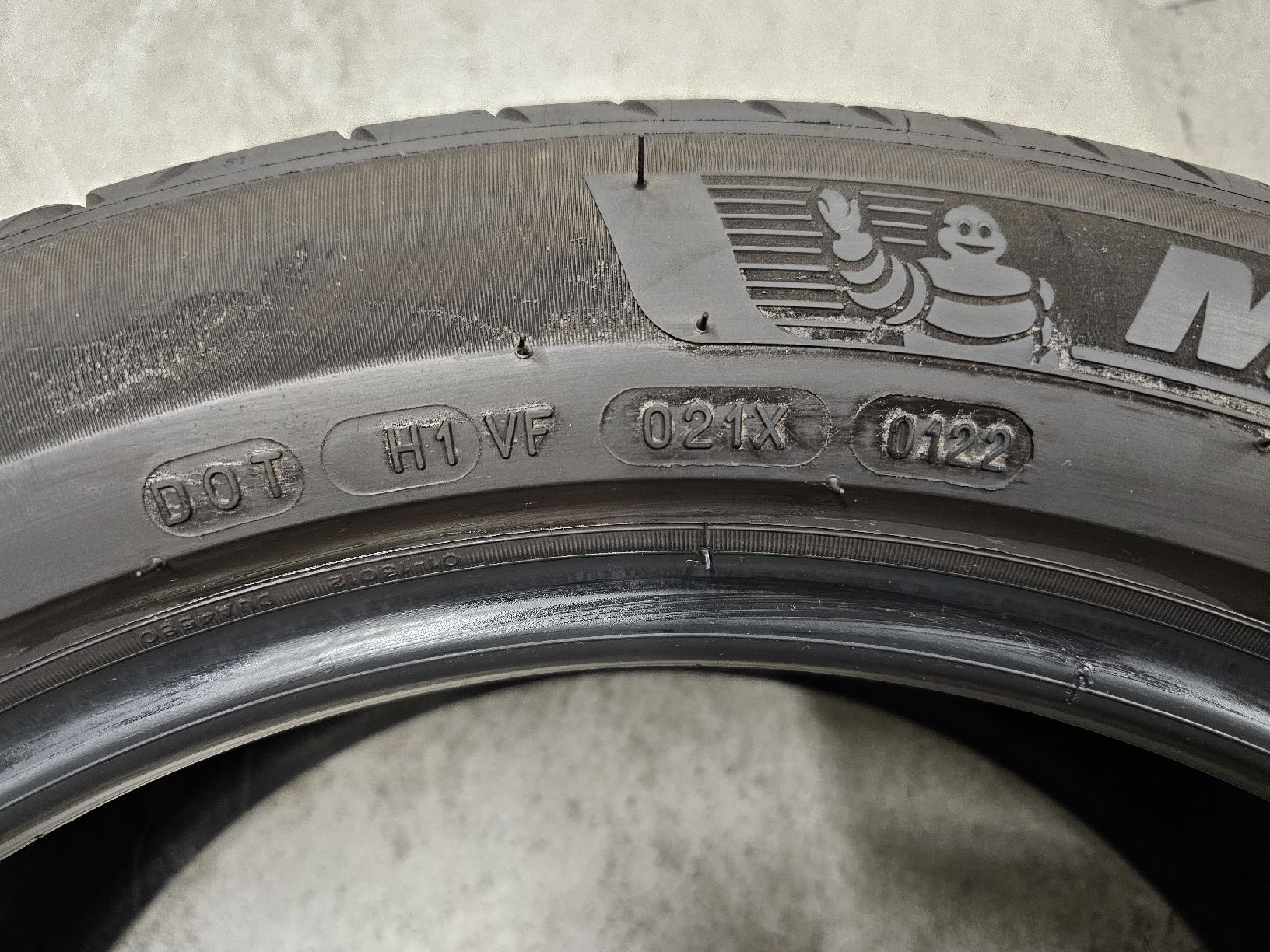Michelin Pneumatici & Ruote complete: 225/50R18 – Usato da pratteln venduto da fir_nhg5 4