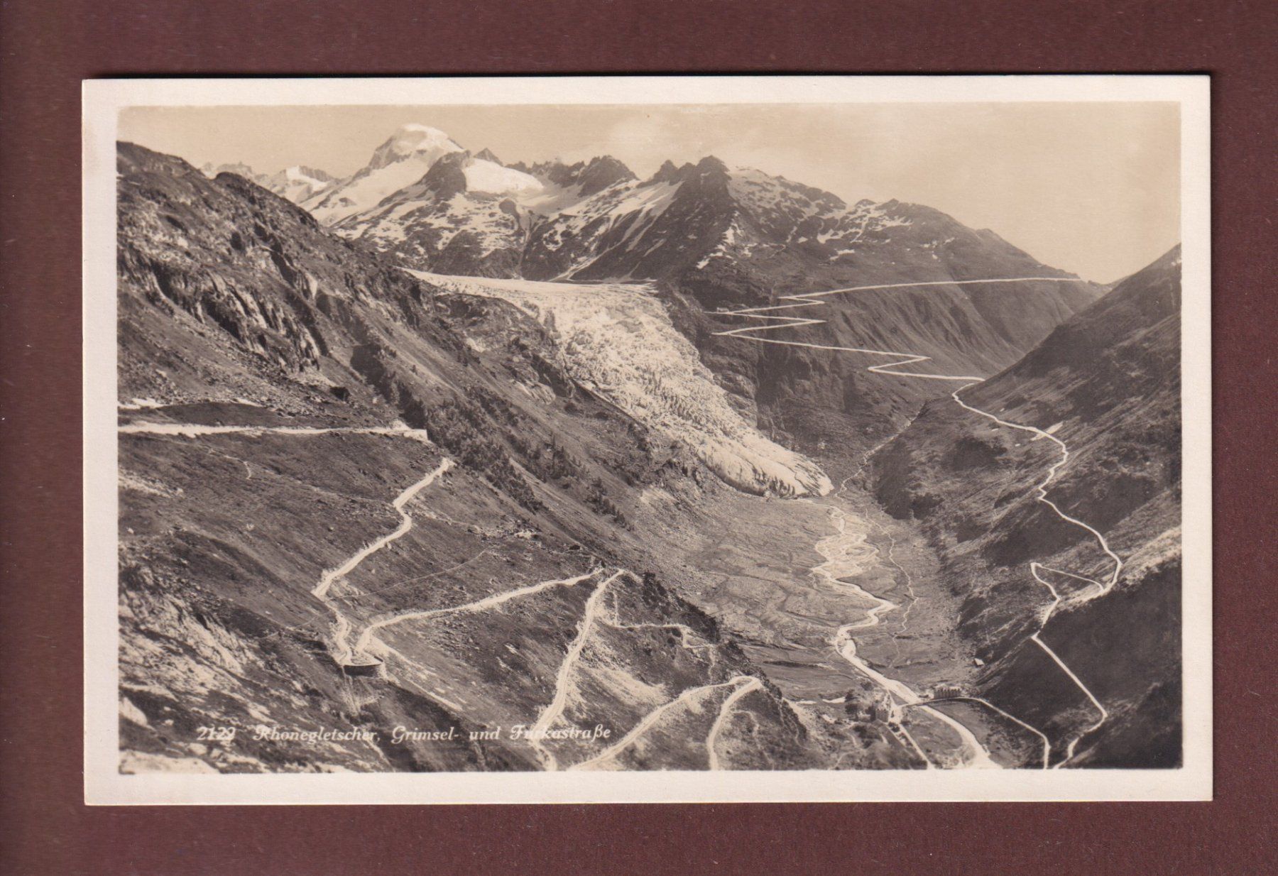 Cartoline postali: RHONEGLETSCHER - Grimsel- und Furkastrasse – Usato da Pully venduto da nicecards-shop