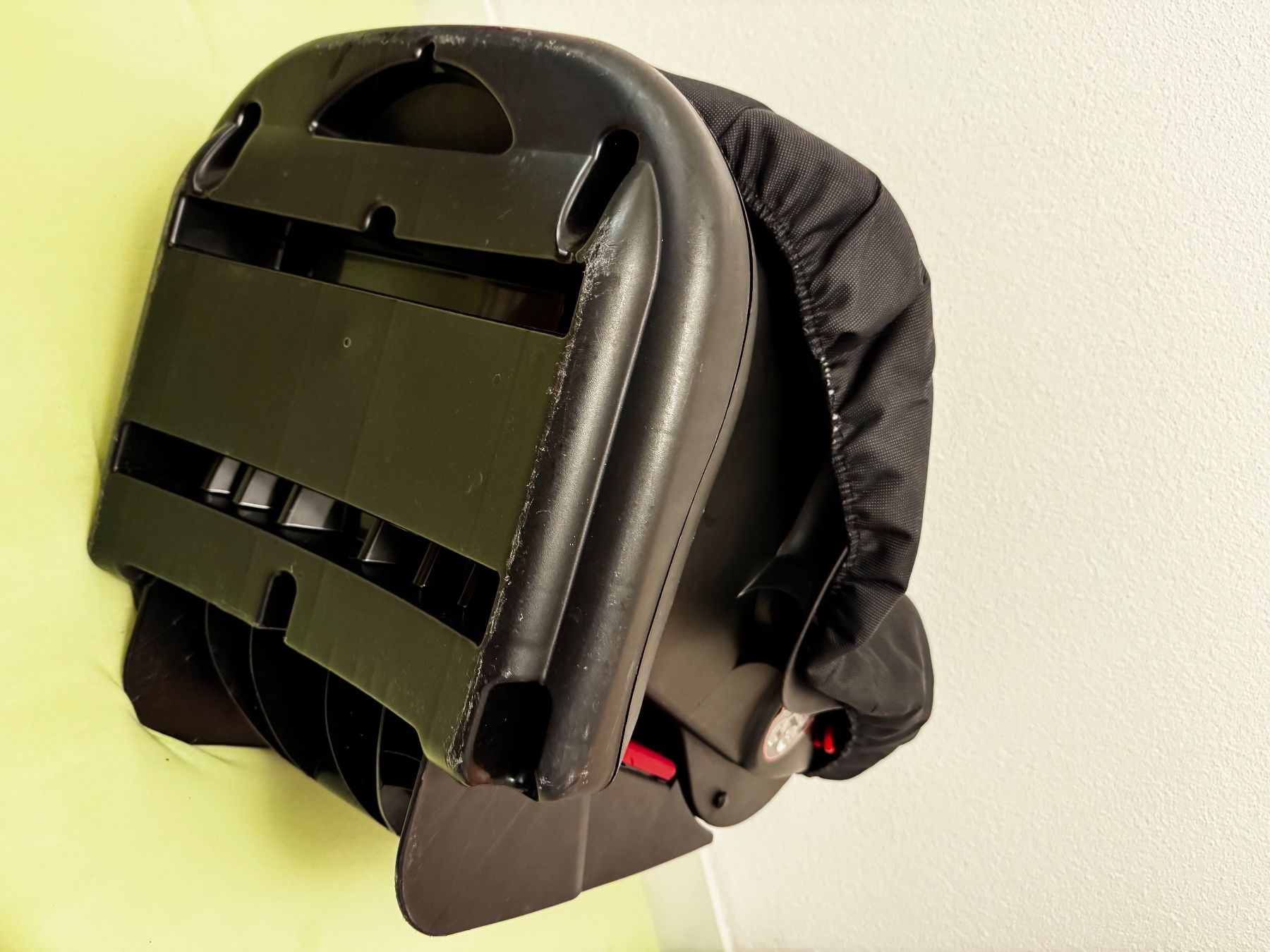 Maxi-Cosi Seggiolini per auto: Maxi-Cosi Kindersitz ohne Isofix – Usato da Grossdietwil venduto da RSW032 7