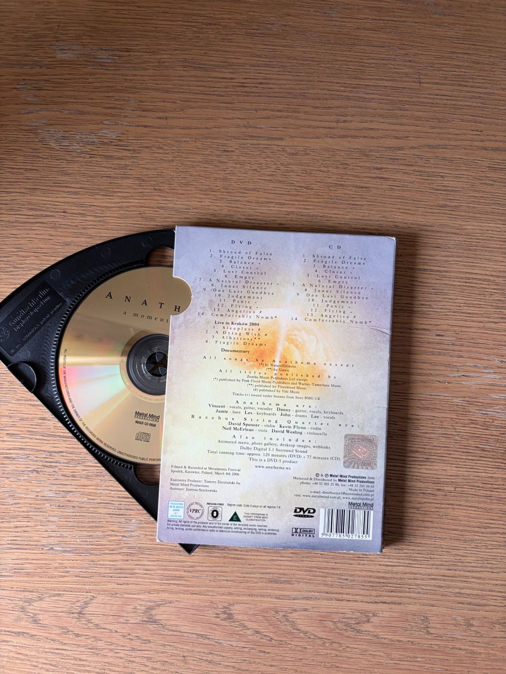 Tutti i DVDs: ANATHEMA " A MOMENT IN TIME" DVD + CD – Usato da Geneve venduto da tigre69 1