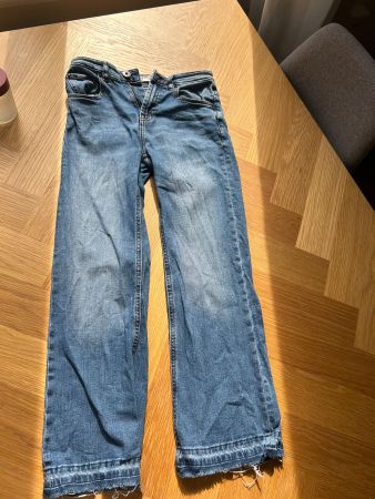 Pull&Bear Crop Flare Jeans