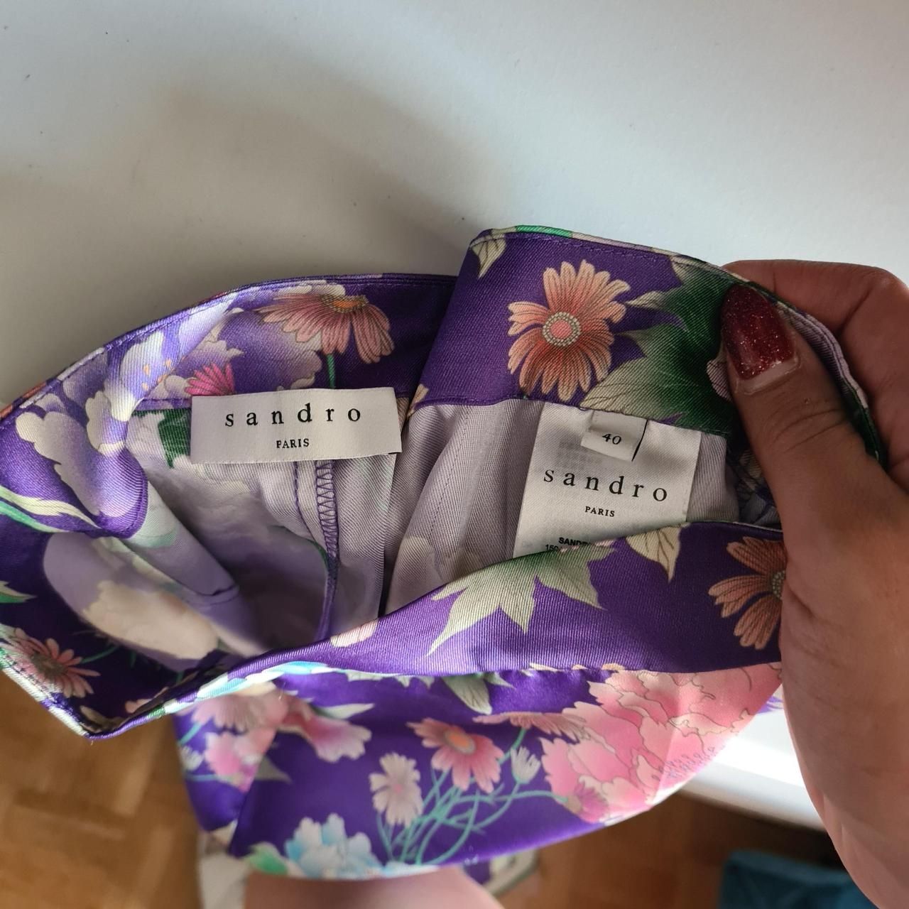 Sandro Pantaloni: Sandro Paris Hose, lila mit Blumenmuster – Nuovo (secondo la descrizione) da Emmen venduto da mak31 2