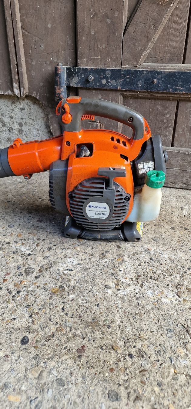 Husqvarna Soffiatori & Aspiratori per foglie: Husqvarna Laubbläser 125 BV – Usato da Tagelswangen venduto da Axel_36 1