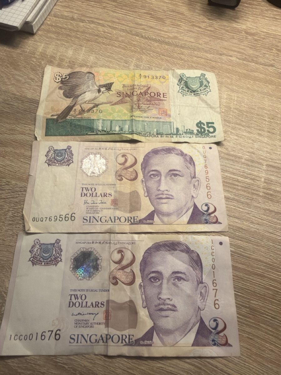 Banconote: Singapore Notengeld 3 Stueck CHF 5 2 2 – Usato da St. Margrethen SG venduto da Fried1999