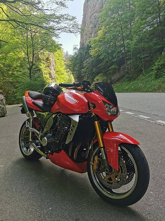 Kawasaki Strada: Kawasaki Z1000 – Usato da Erschwil venduto da Cb2084 4