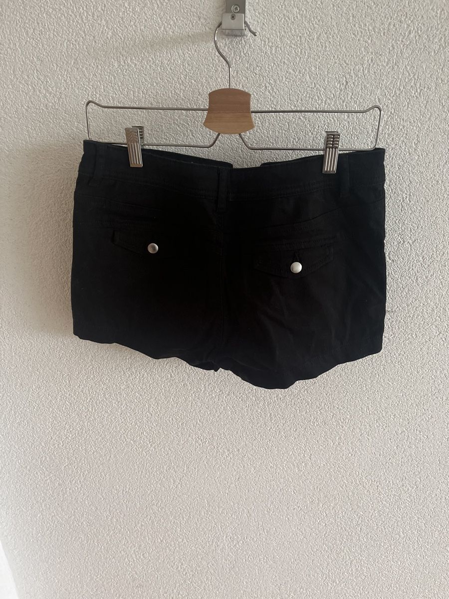 Hosen: Short noir – Neu (gemäss Beschreibung) aus Mont-sur-Lausanne von Pioutch 1