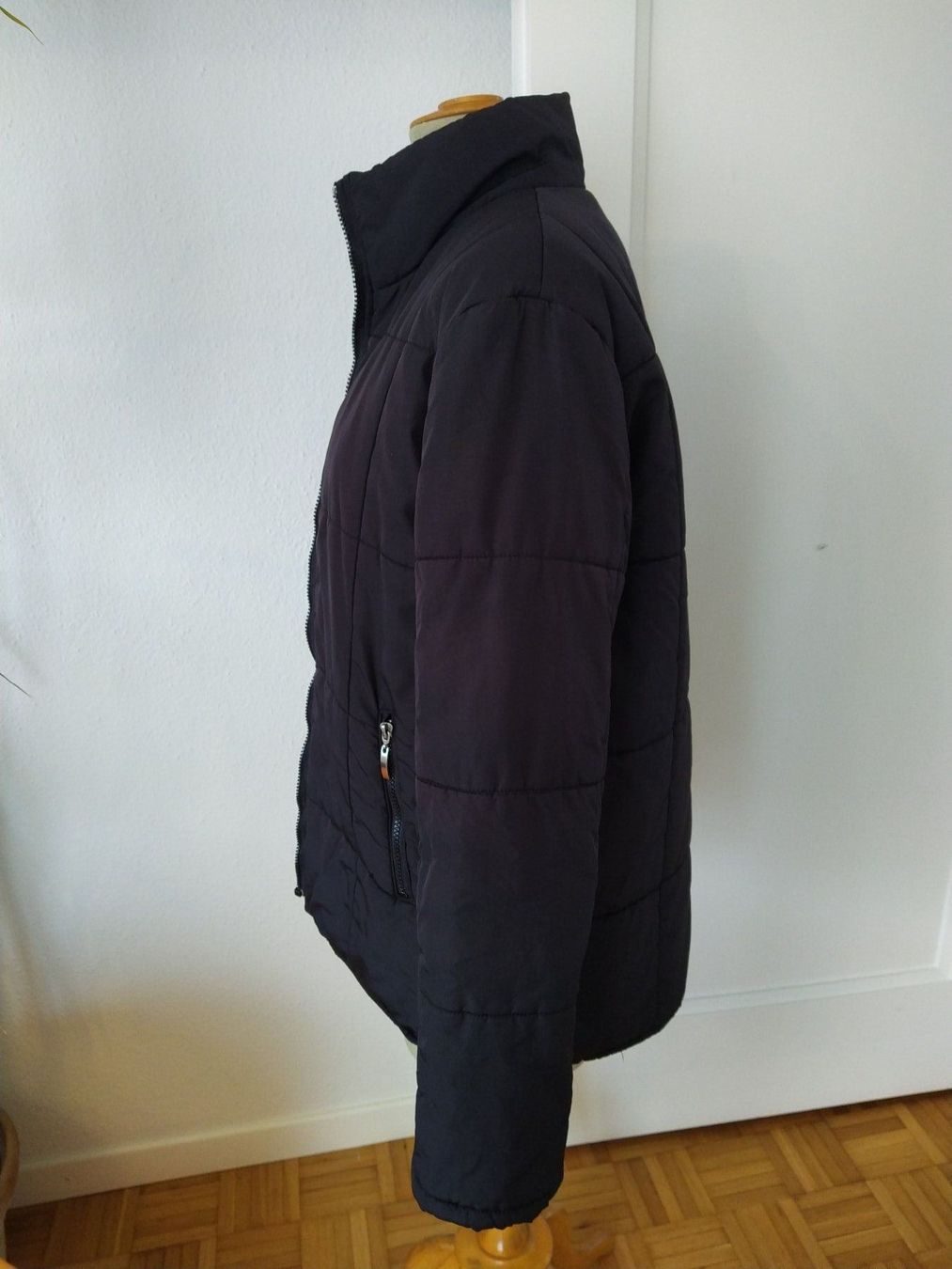 Vestes: Winterjacke (schwarz) – D'occasion à Triesen par stephanieschurti 3