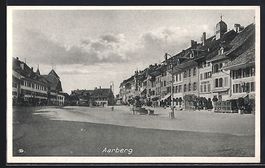 Aarberg, Strassenpartie mit Geschäften 