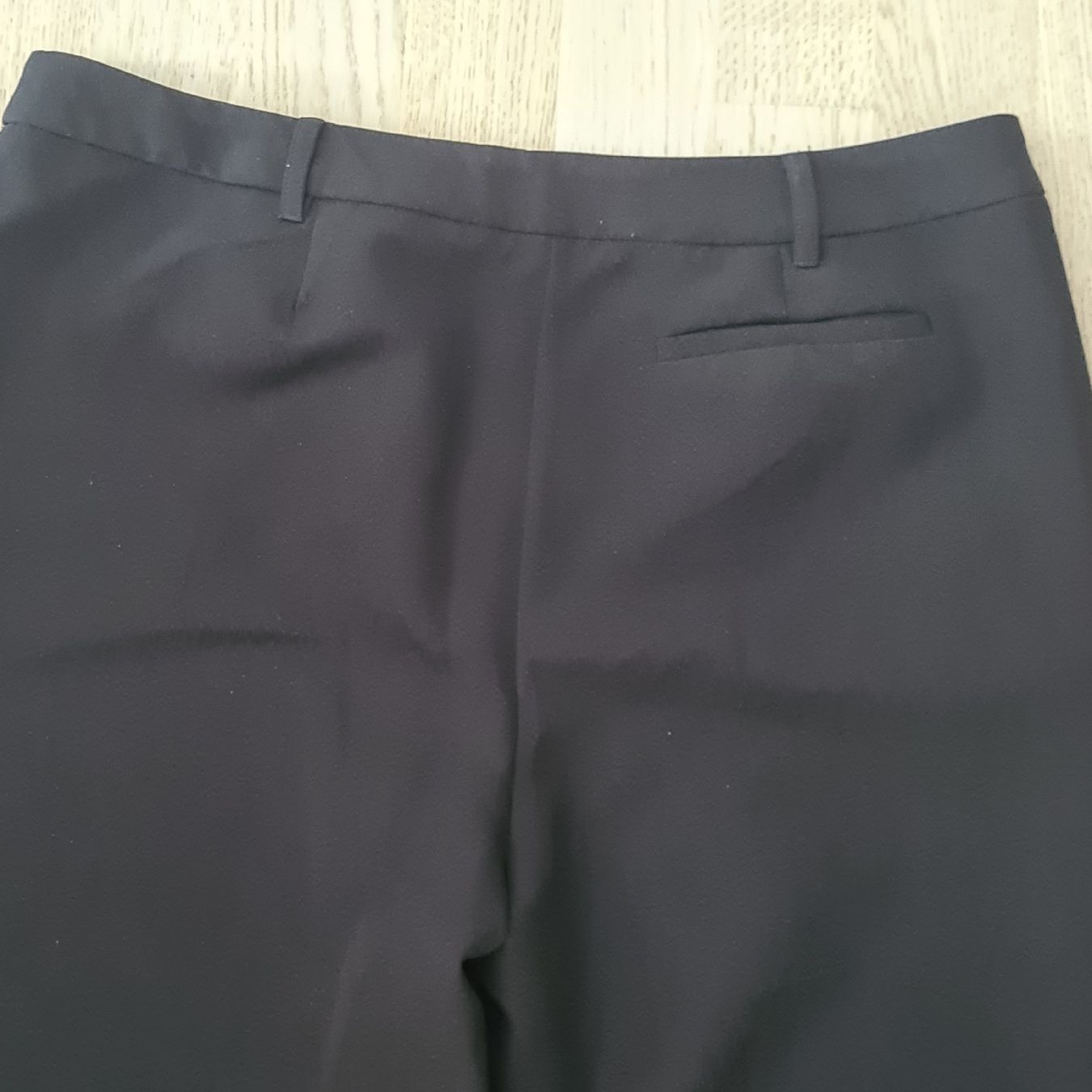 Pantaloni: Damen Hosen Gr. 42 Schwarz – Usato da Steinen venduto da turbogeiss99 4