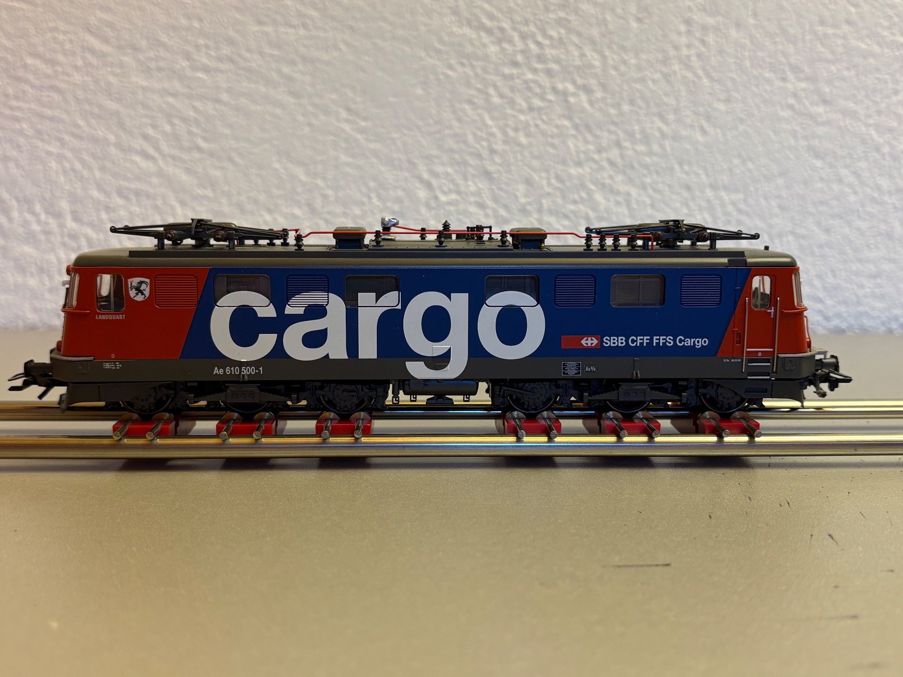 Trix Modelleisenbahnen: Trix  Ae 610 Cargo Digital mit PowerPack – Gebraucht aus Stäfa von chris_c638 1